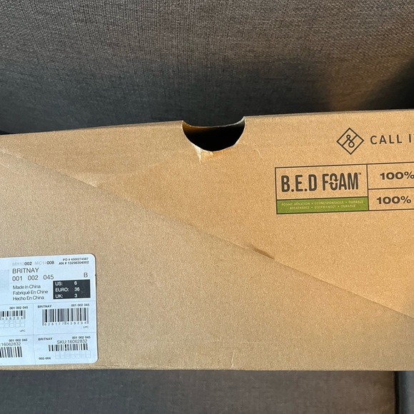 BRITNEY fitted leather knee high boots - Picture 4 of 4